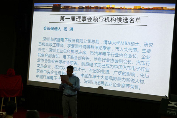 源碼太陽能路燈價格，太陽能路燈價格